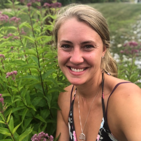 Meet your Posher, Laura - Picture 12 of 16